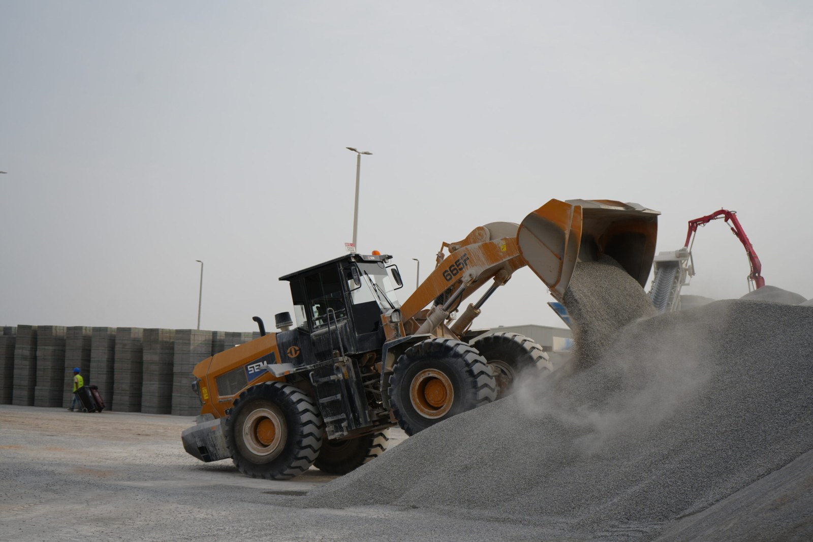 665F Wheel loader