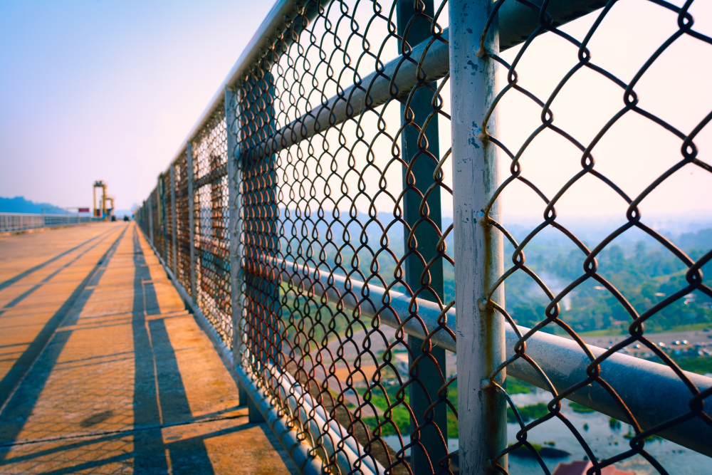 chain link fencing