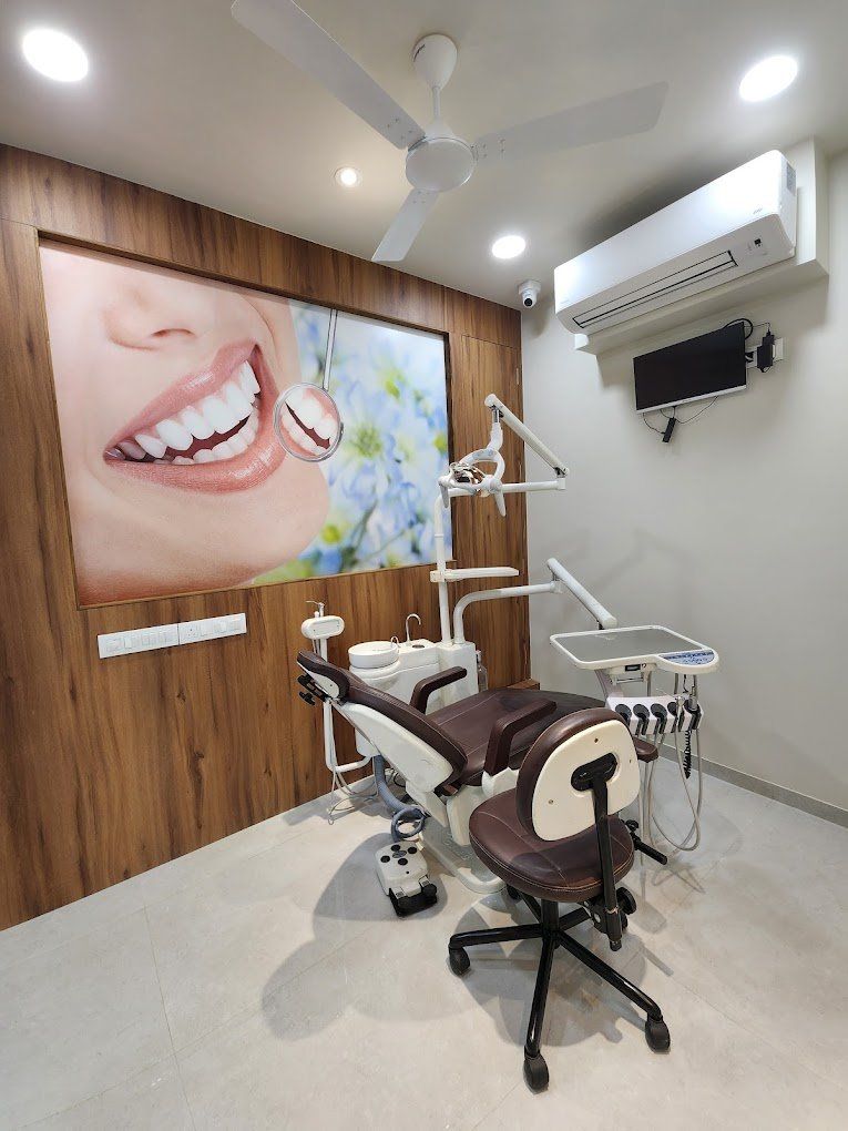 Dr. Heeral's Smile Solutions Advanced Dental Care and Implant Centre – Your Trusted Dental Clinic in Borivali West, Mumbai