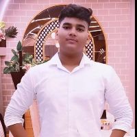 Haan bhai 👍 Alt Text mein photo ka simple, news-style descrVicky Rai, a student from Bansi Vidya Niketan, Haryana, India, posing for a portrait.