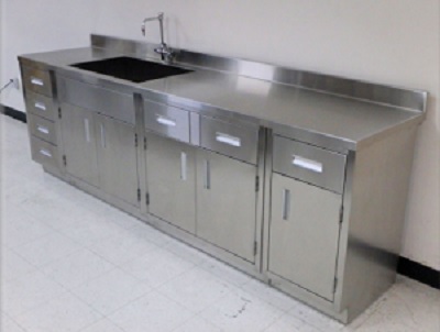 Laminar Flow Workstations by RDM Industrial Products, Inc.
