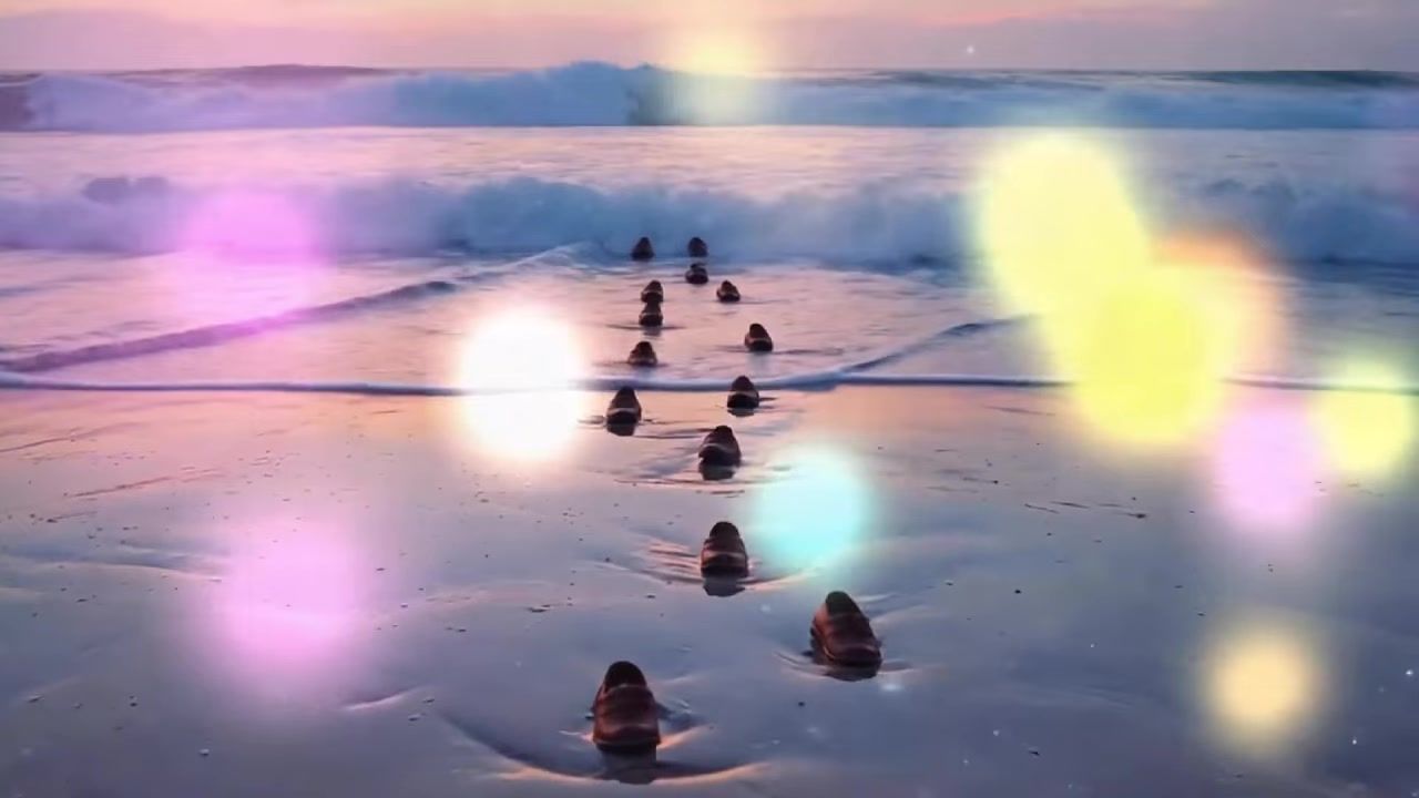 Planeta Gayfolk: fotograma sin caras del videoclip